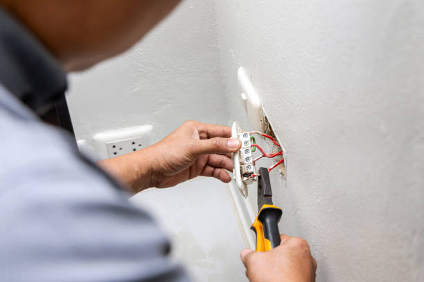 Best Electrician Near Me  in Lynwood, IL